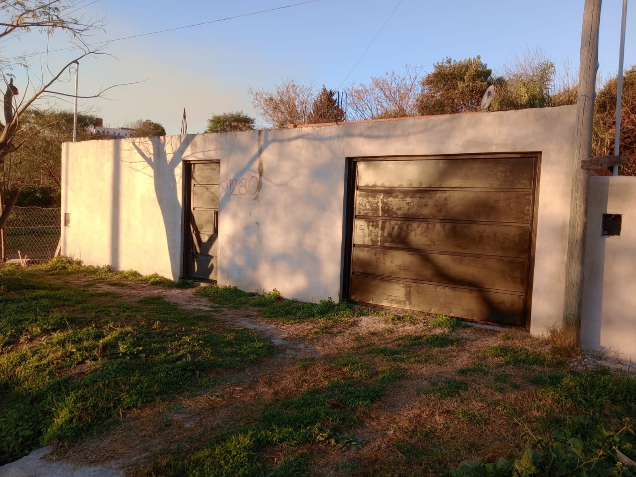 CASA EN VENTA CON GRAN PATIO