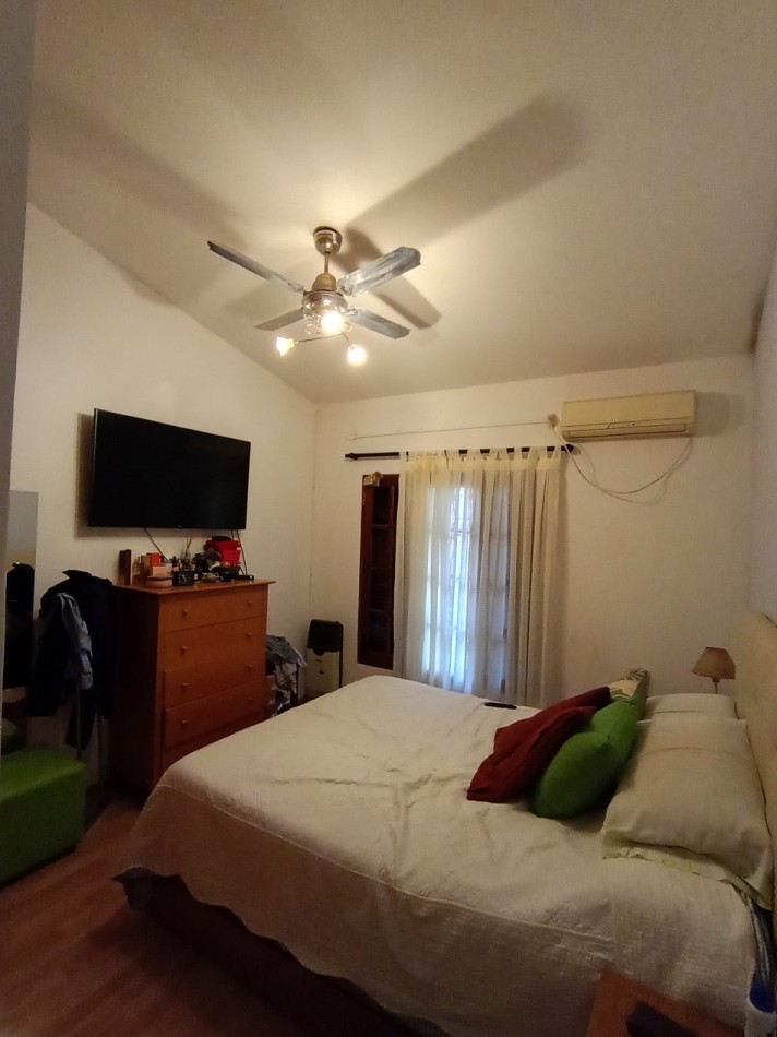 UBICACION + CONFORT: AMPLIA CASA CON PILETA