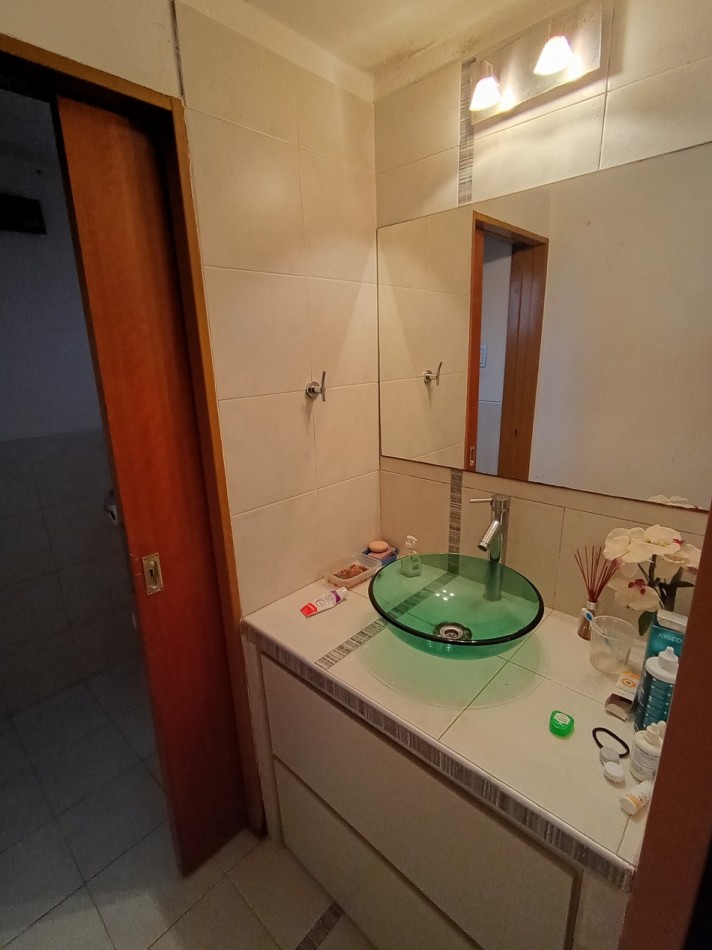 UBICACION + CONFORT: AMPLIA CASA CON PILETA